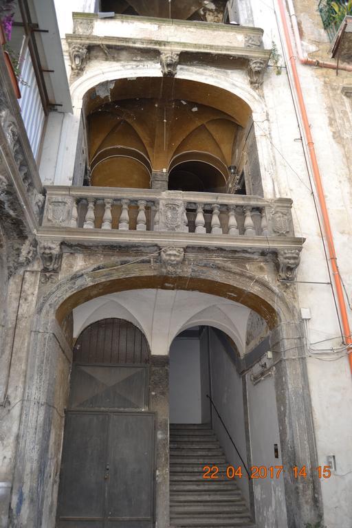 La Regina di Vertecoeli Napoli Esterno foto