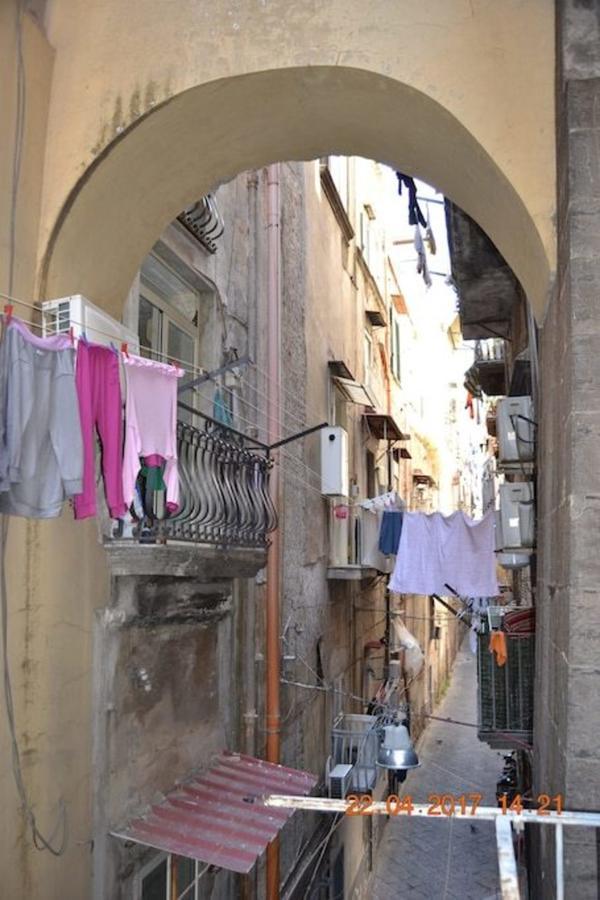 La Regina di Vertecoeli Napoli Esterno foto